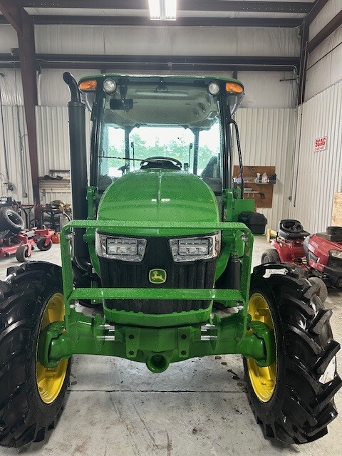 2024 John Deere 5060E Image 1