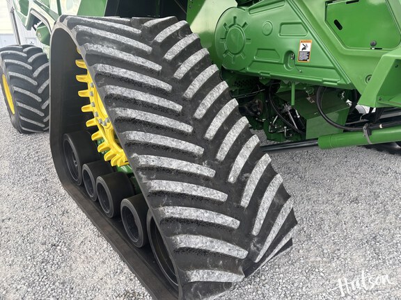 Photo of 2024 John Deere X9 1100
