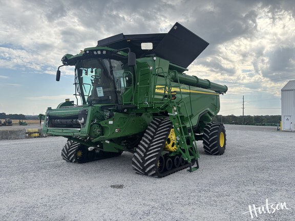 Photo of 2024 John Deere X9 1100