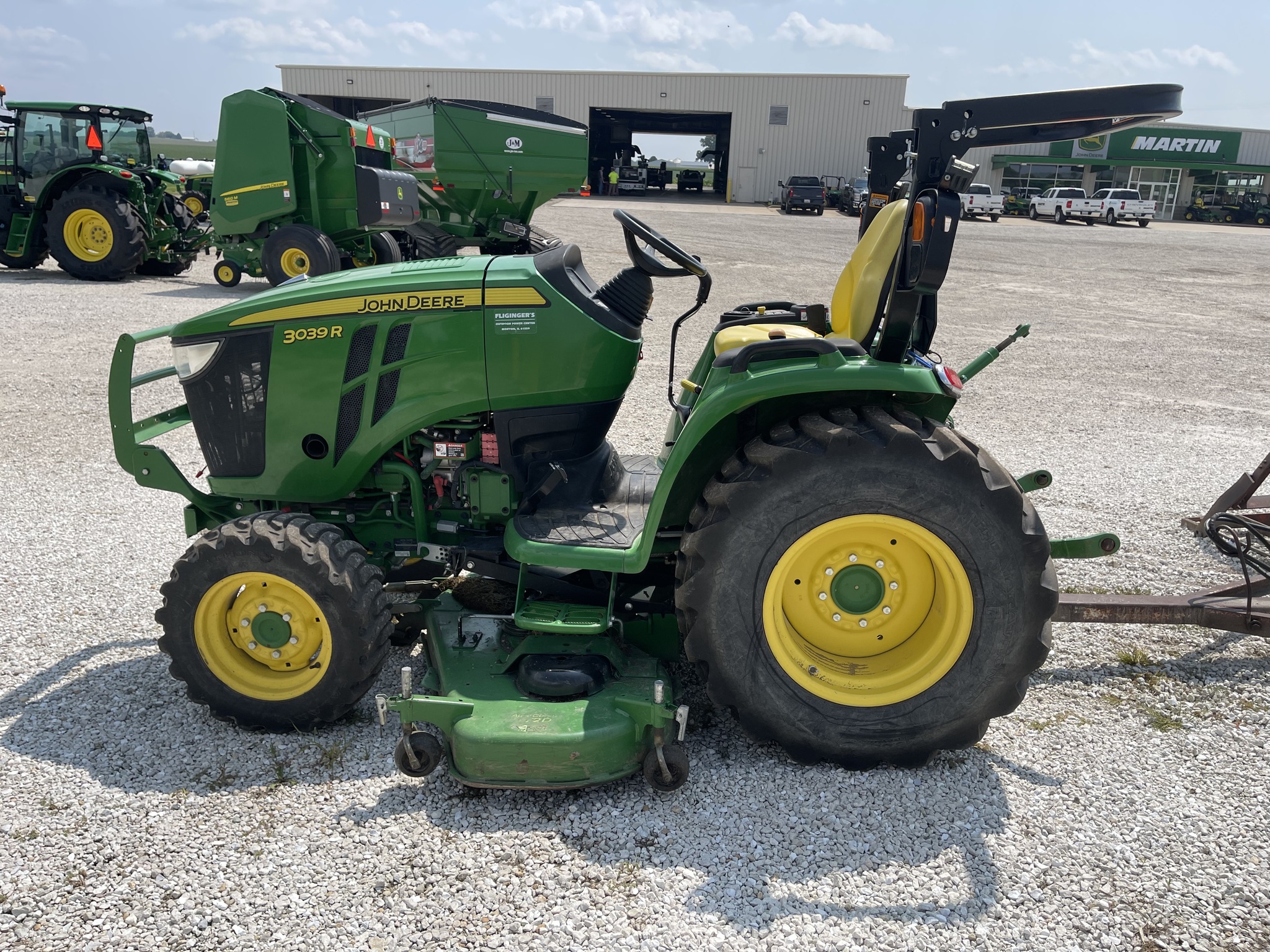  2018 John Deere 3039R at Heritage Tractor in Brimfield, IL