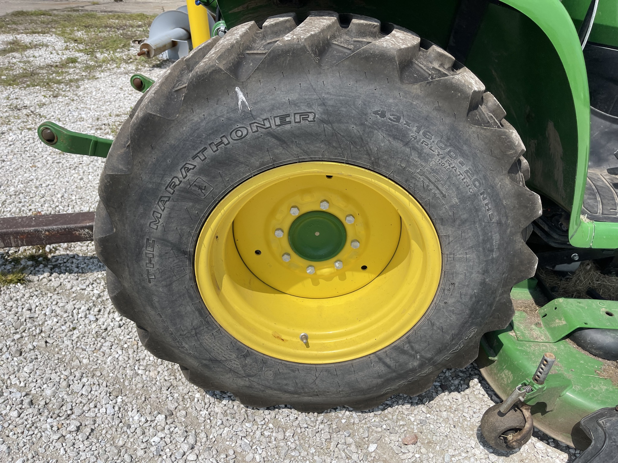  2018 John Deere 3039R at Heritage Tractor in Brimfield, IL