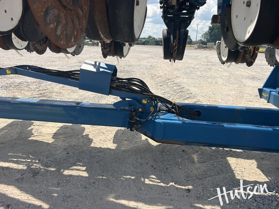 Photo of 2005 Kinze 3600