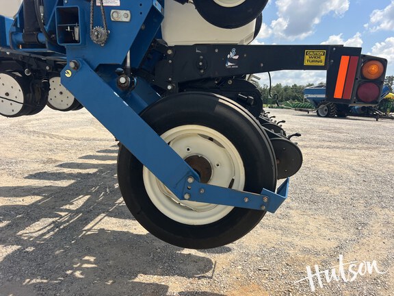 Photo of 2005 Kinze 3600