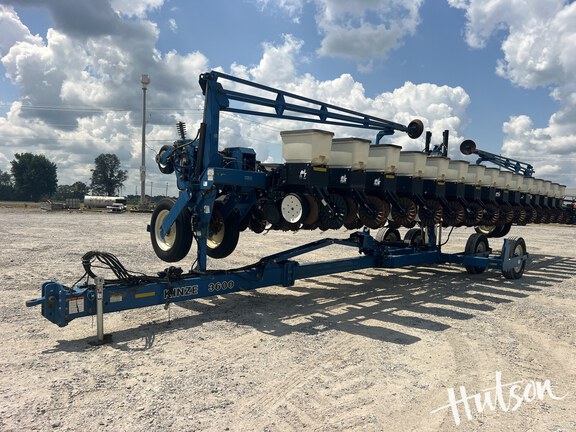 Photo of 2005 Kinze 3600
