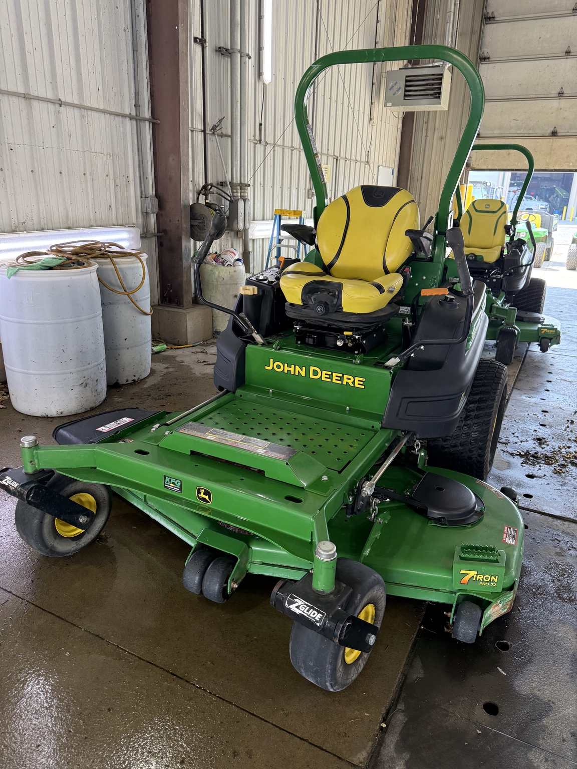 2018 John Deere Z997R Image 1