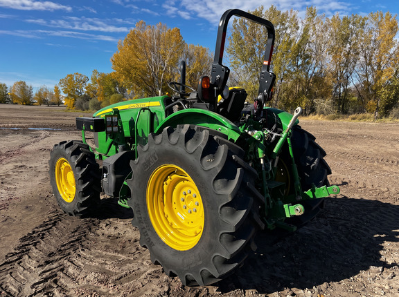 2023 John Deere 5105M - Photo5