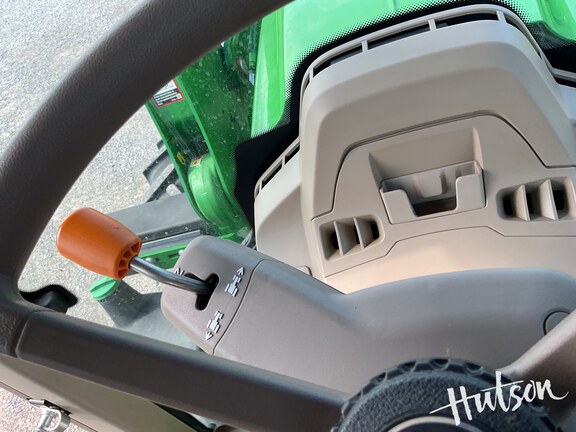 Photo of 2024 John Deere 6175M