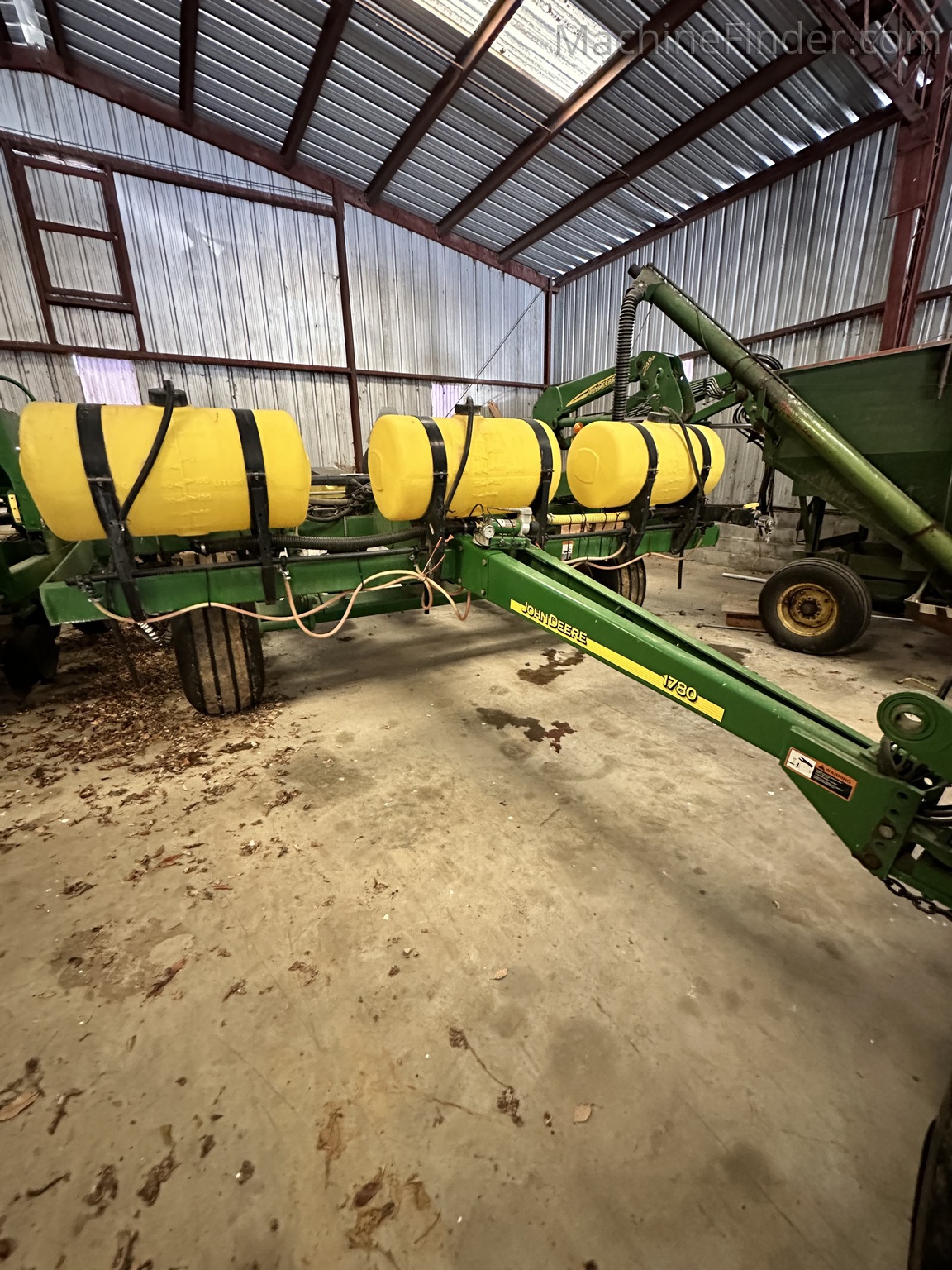 2012 John Deere 1780 | Planters: Drawn | MachineFinder