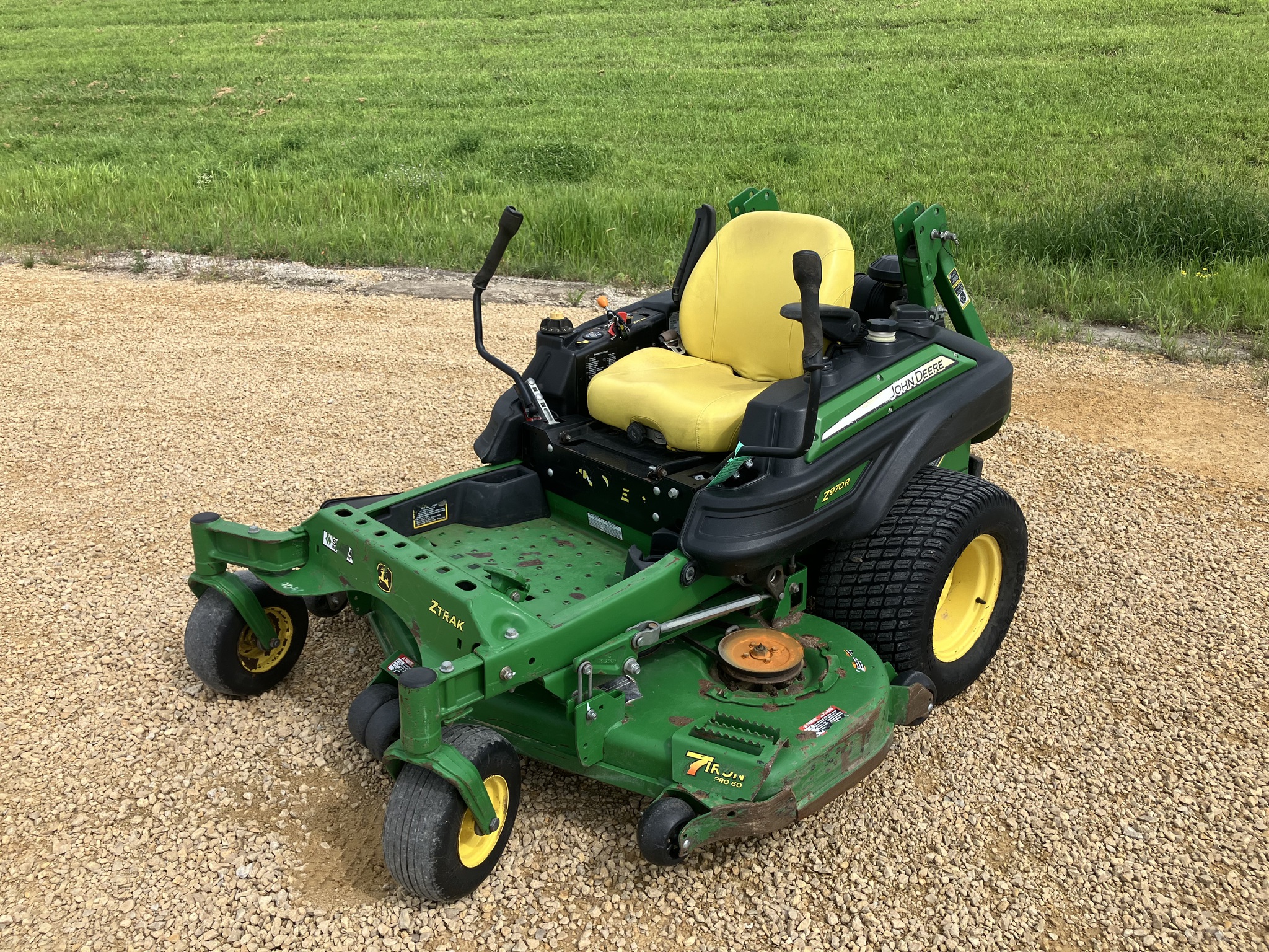 2017 John Deere Z970R Image 1