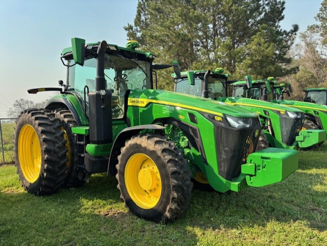 2023 John Deere 8R 280 Image 3