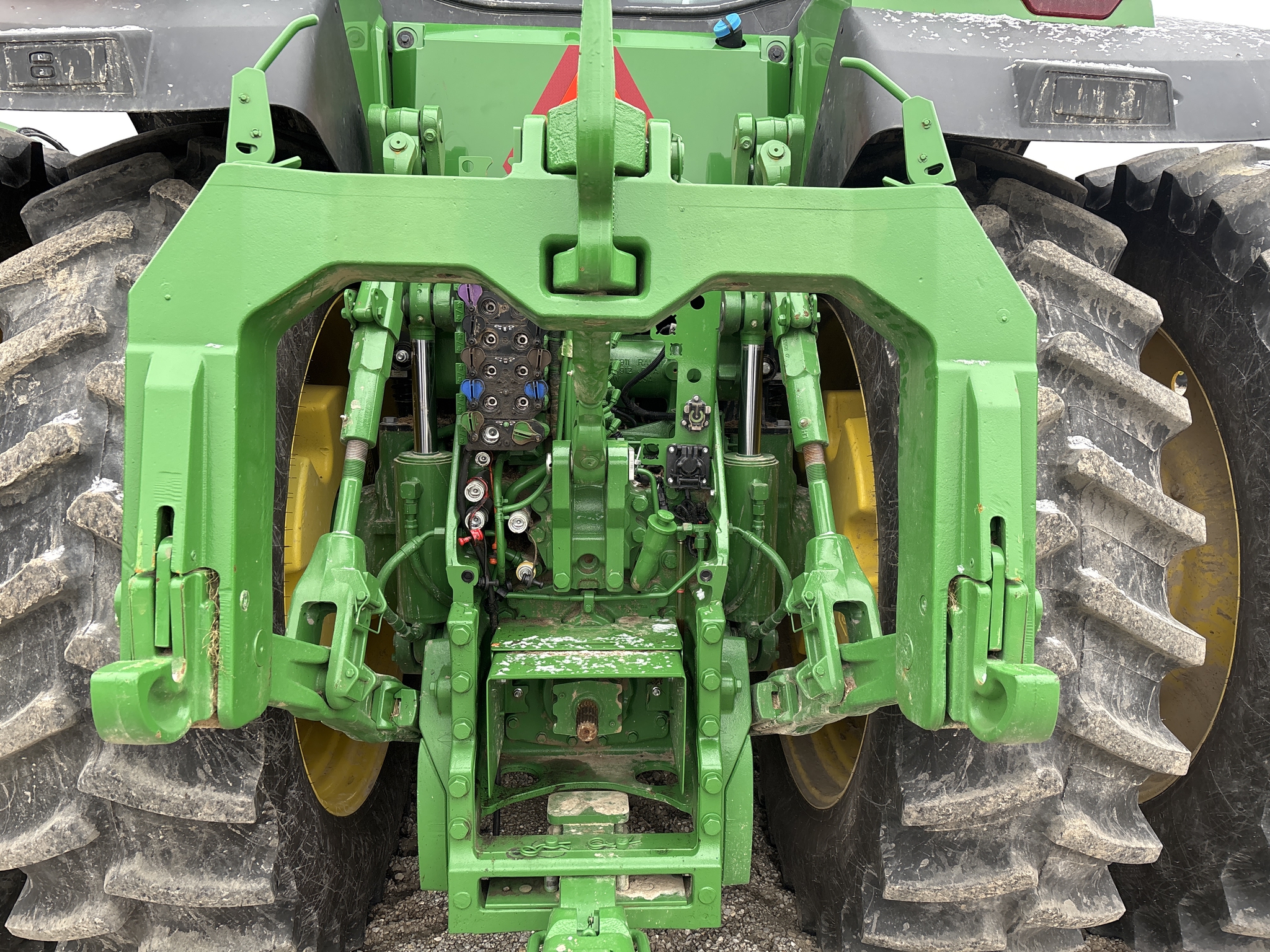 Used 2024 John Deere 8R 370 Row Crop Tractors at Koenig Equipment in Greenville, OH - PhotoXL10