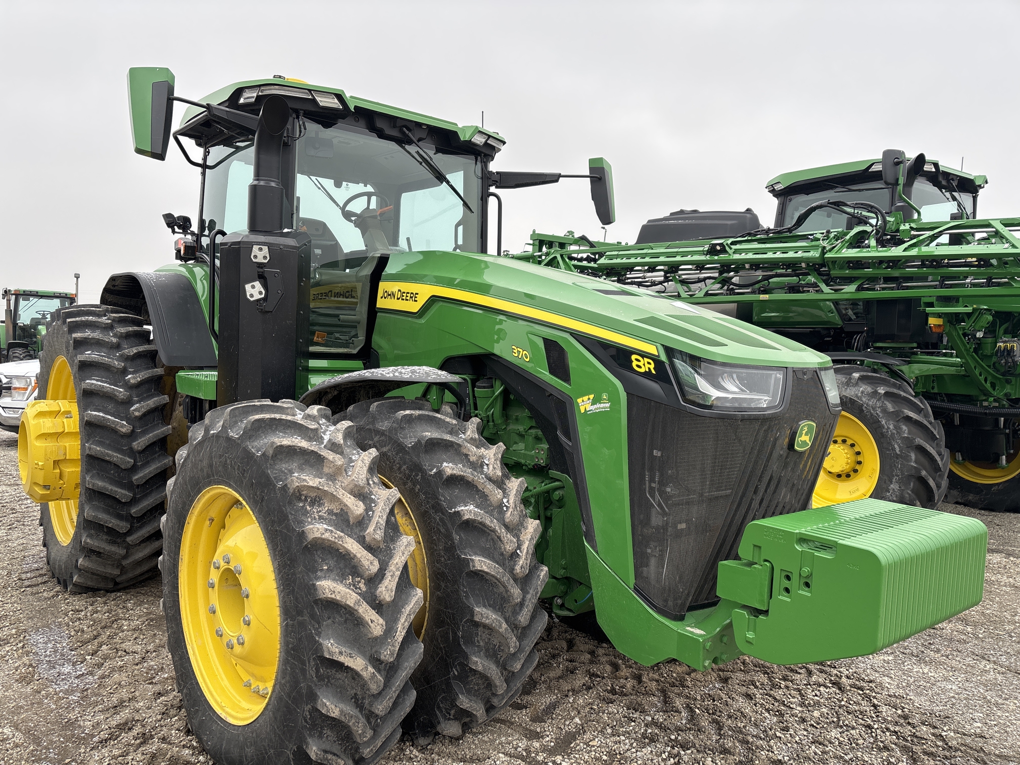 Used 2024 John Deere 8R 370 Row Crop Tractors at Koenig Equipment in Greenville, OH - PhotoXL0