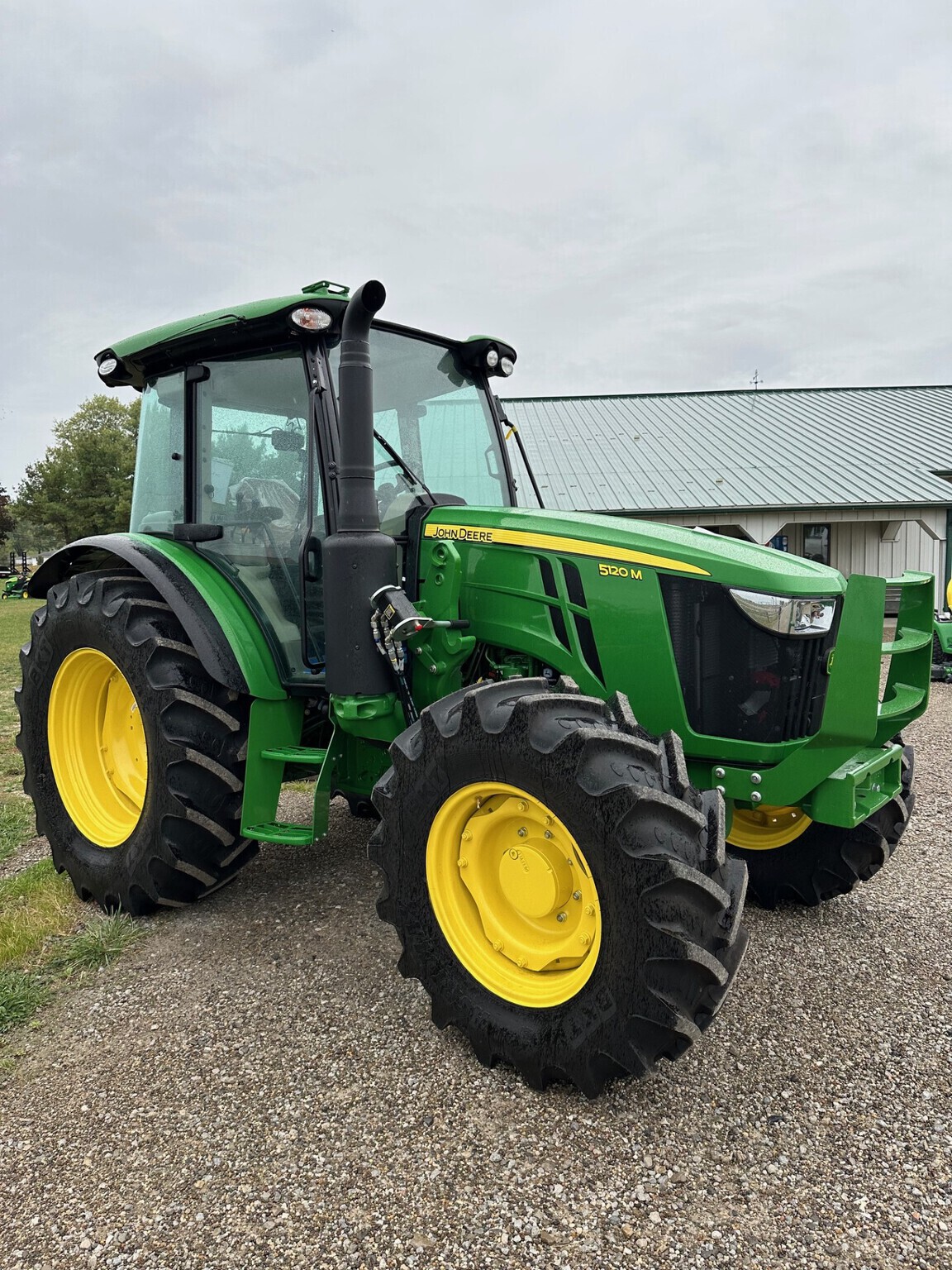 2025 John Deere 5120M Image 2