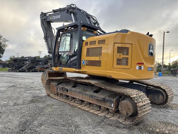 2024 John Deere 345 P