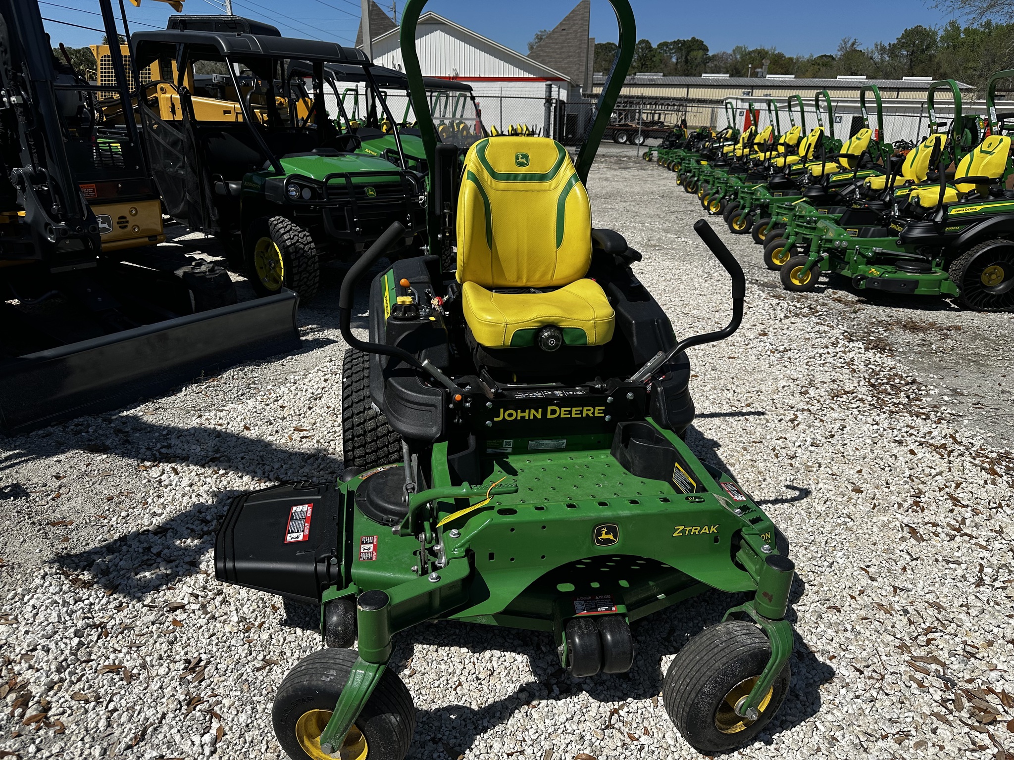 2024 John Deere Z920M Image 2