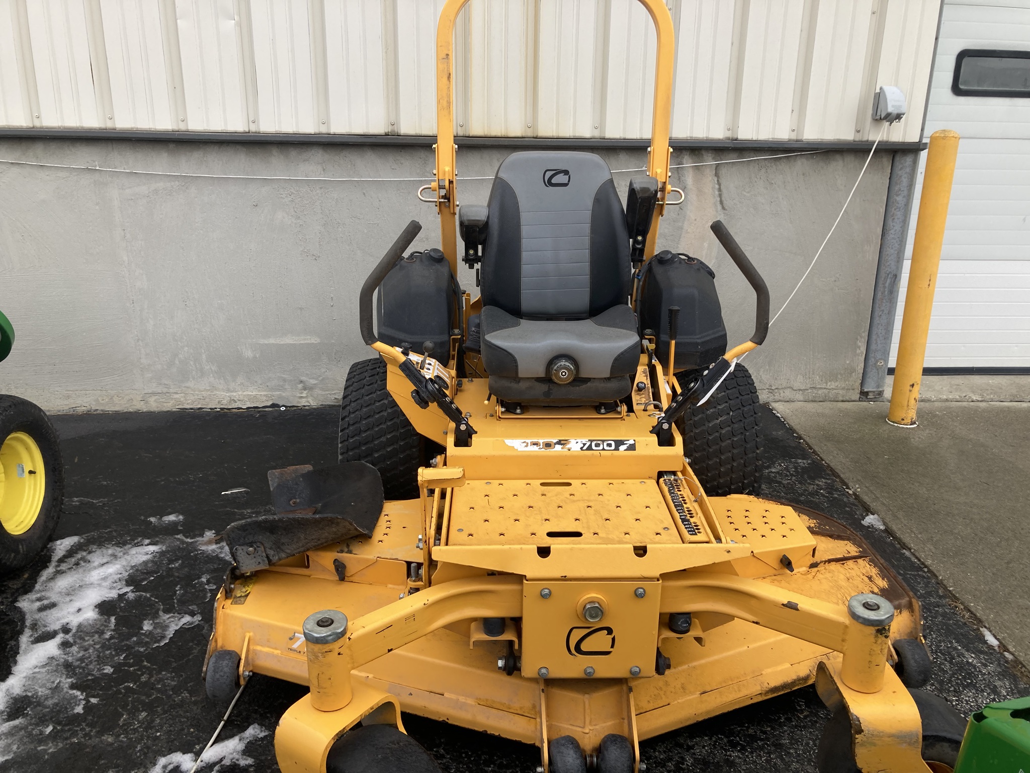 2018 Cub Cadet Pro Z 772L Image 1