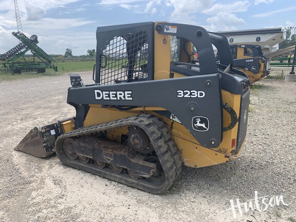Photo of 2012 John Deere 323D