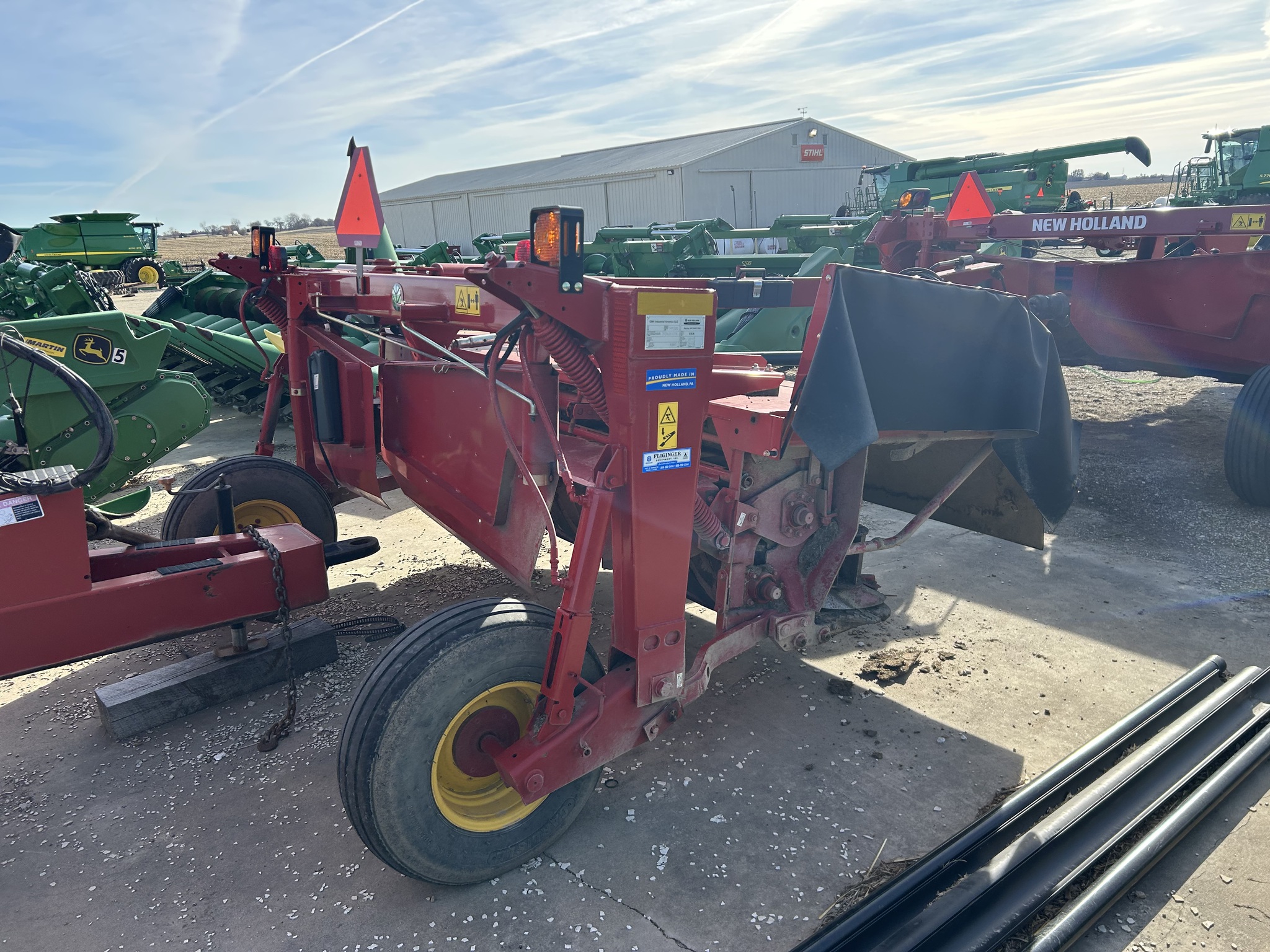  2017 New Holland H7220 at Heritage Tractor in Brimfield, IL