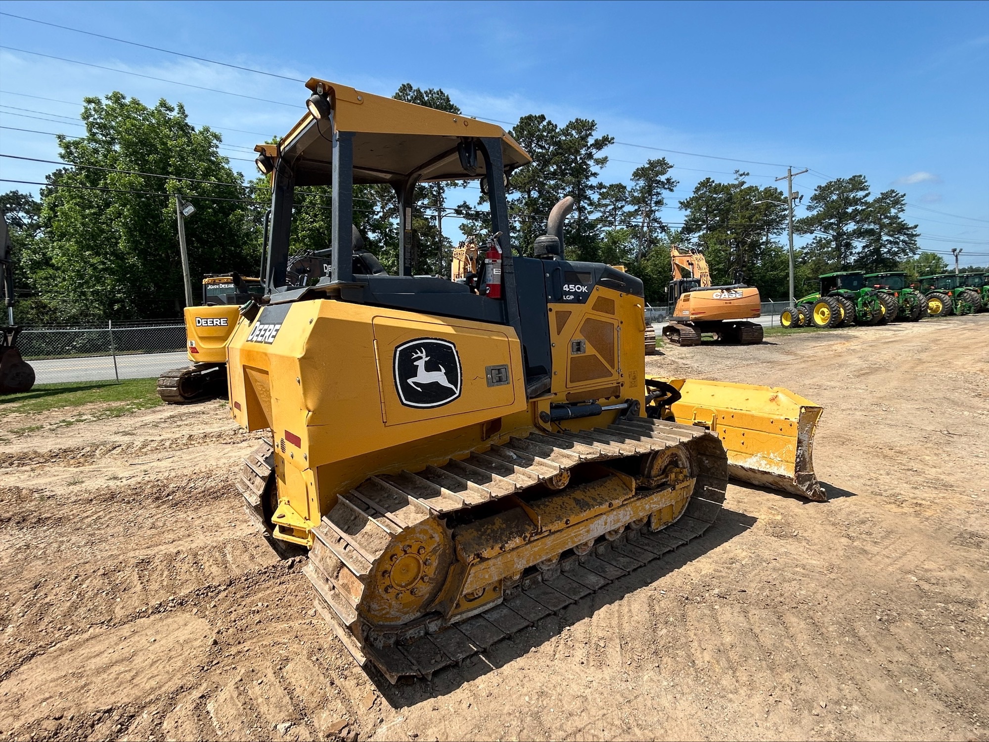 2021 John Deere 450K Image 2
