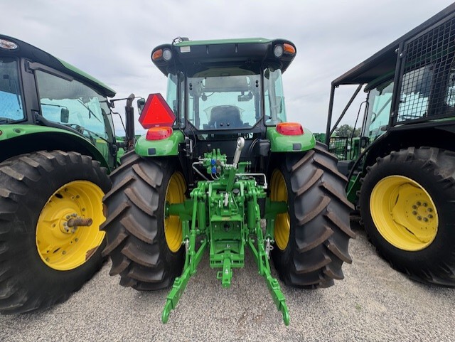 2025 John Deere 6135E Image 3