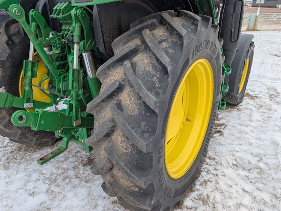 2025 John Deere 6R 130 - Photo10