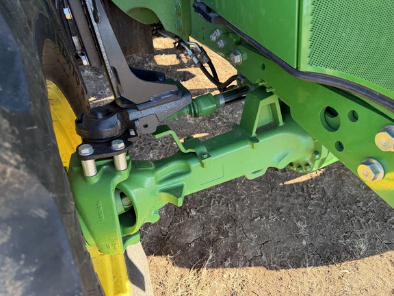 2025 John Deere 6R 130 - Photo12