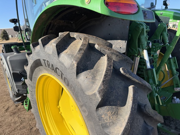 2025 John Deere 6R 130 - Photo15