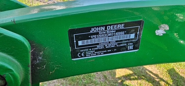 2021 John Deere 1025R Image 2