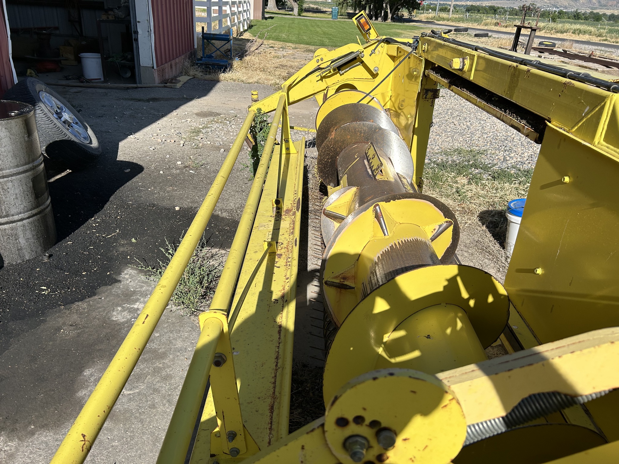 2006 John Deere 640B Image 4