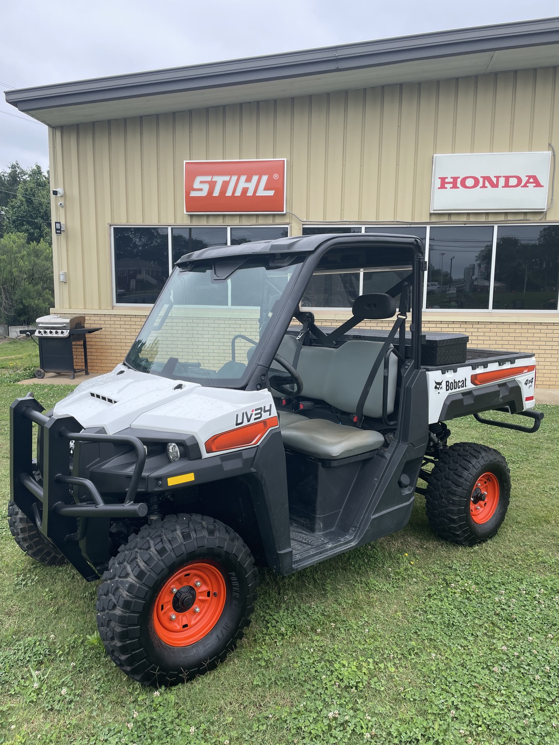 2024 Bobcat UV34 Image 1