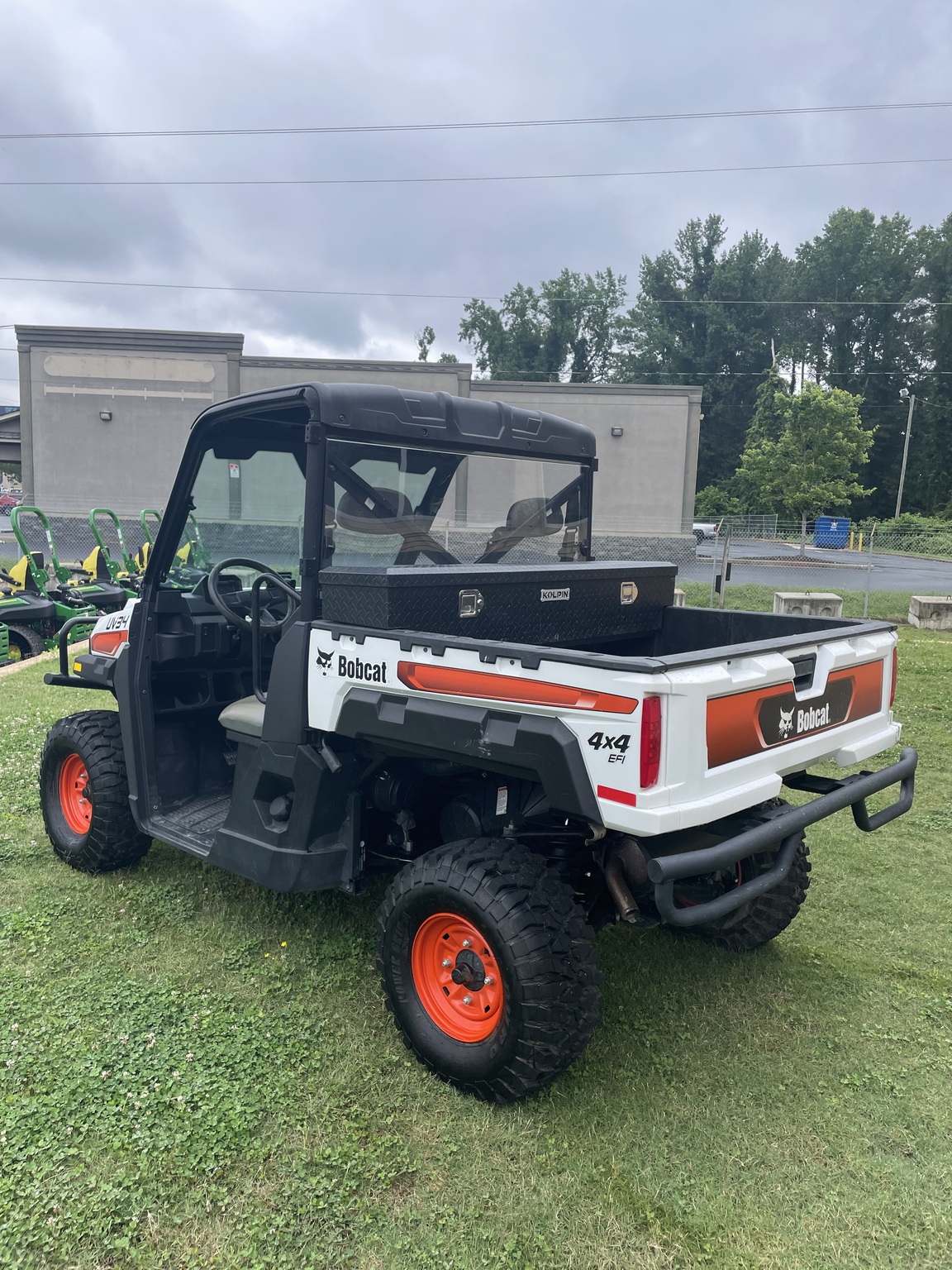 2024 Bobcat UV34 Image 3