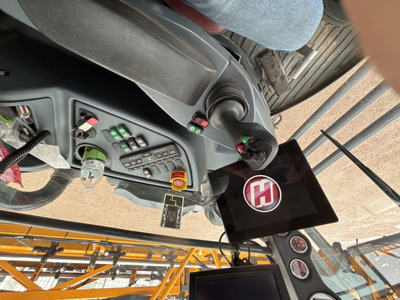 2020 Hagie STS12 - Photo24