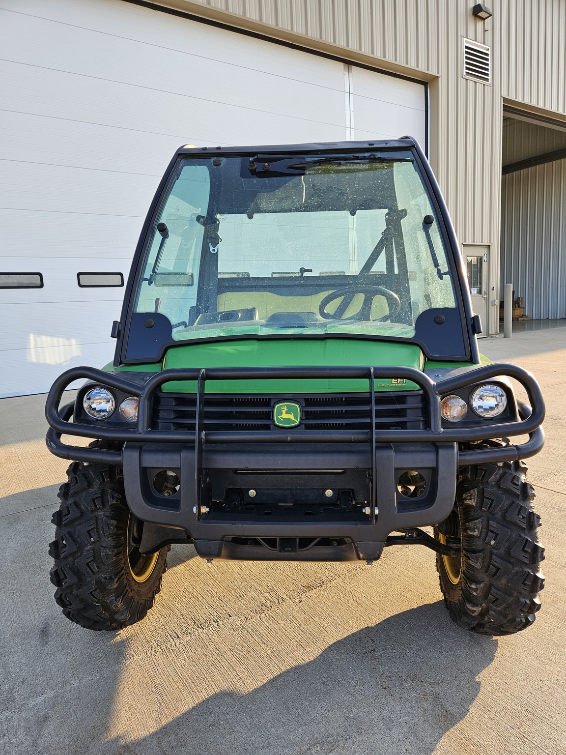 2012 John Deere XUV 825I GREEN Image 3