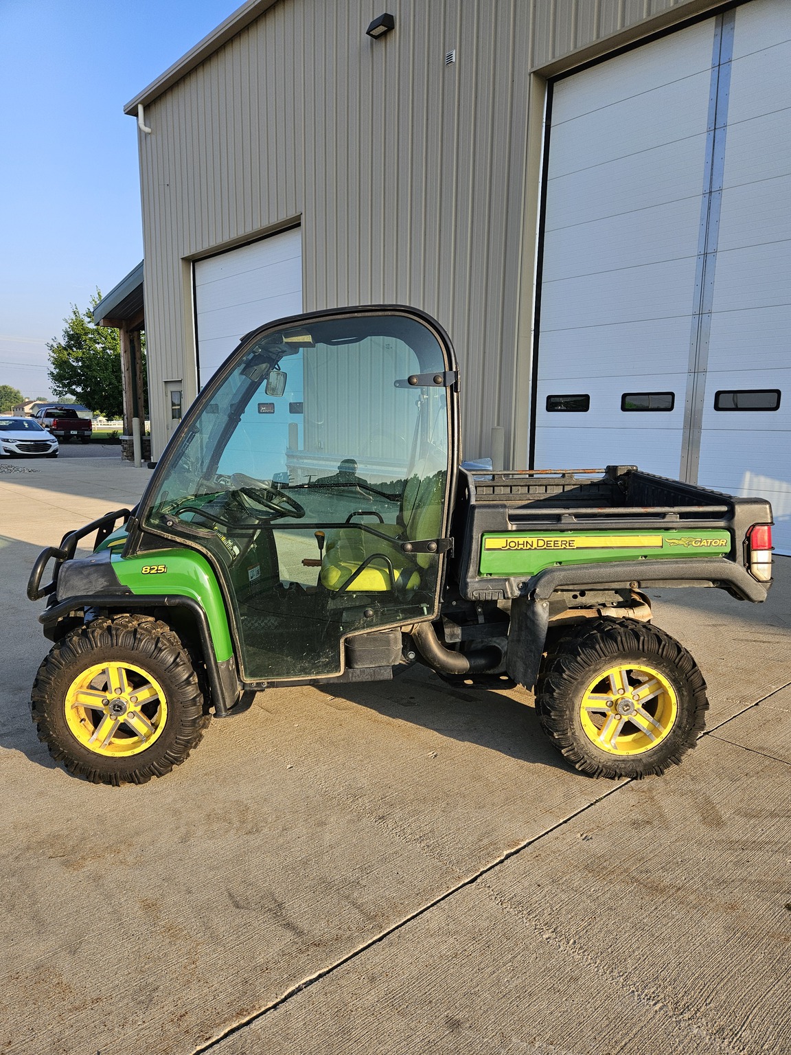 2012 John Deere XUV 825I GREEN Image 12