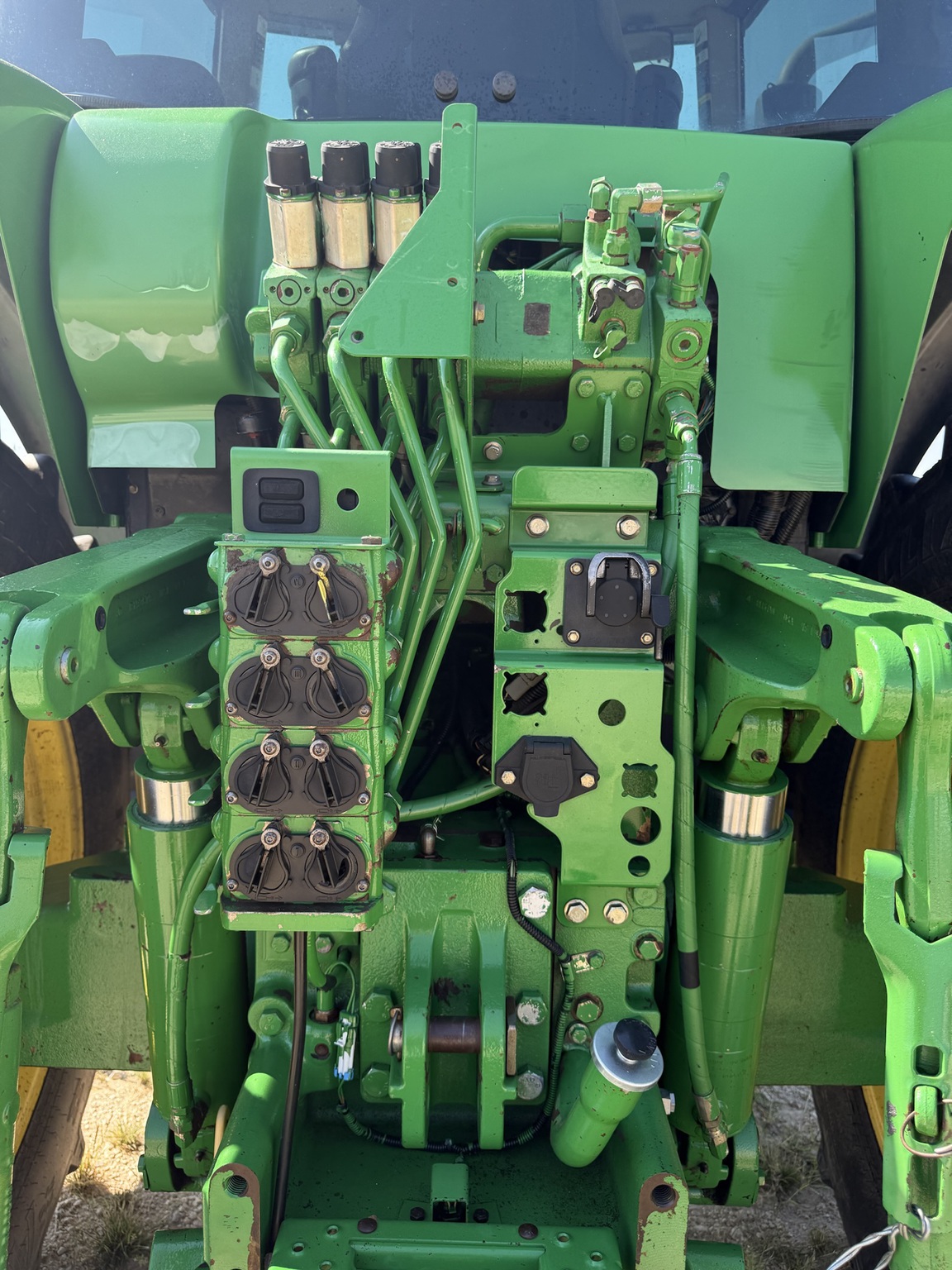 2004 John Deere 7720 Image 18