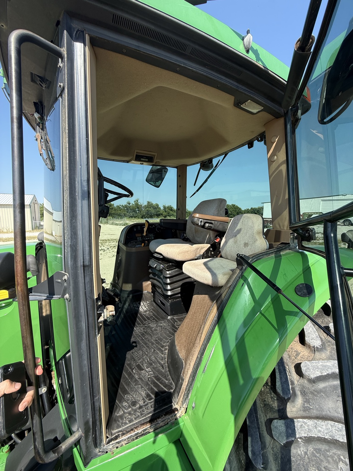 2004 John Deere 7720 Image 22