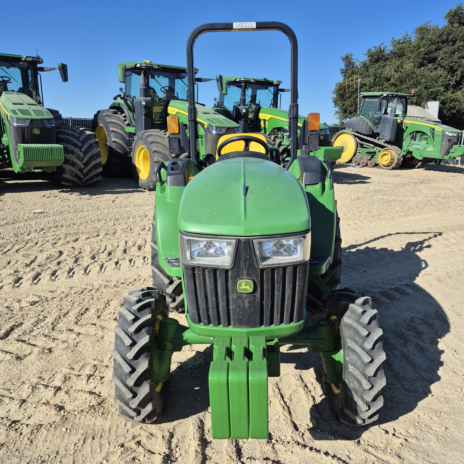 2019 John Deere 3043D Image 2
