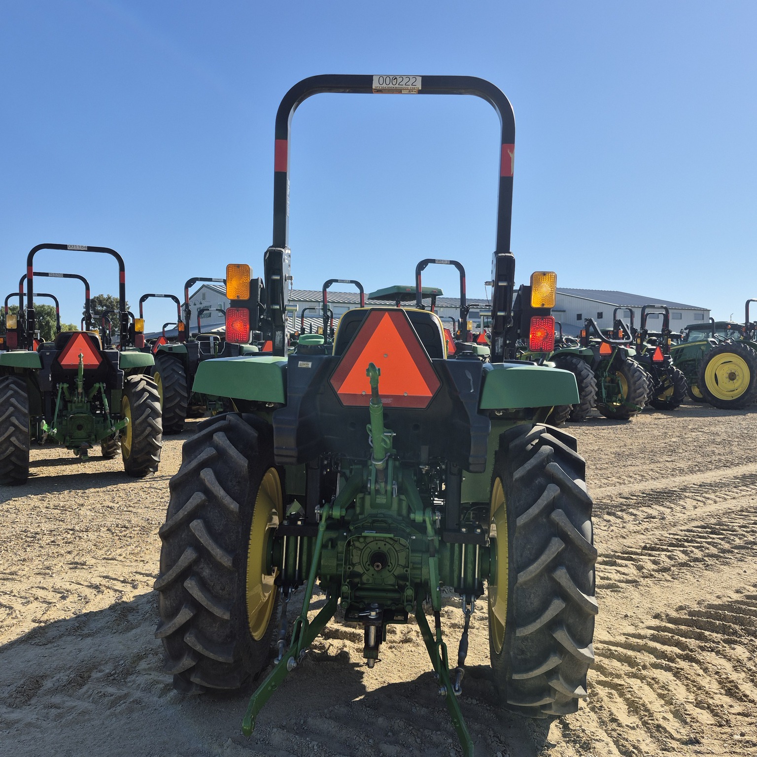 2019 John Deere 3043D Image 5