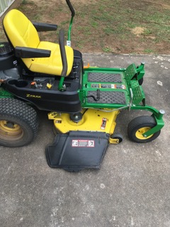 2018 John Deere Z355R Image 1