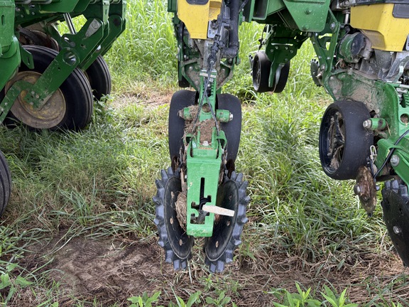 Photo of 2023 John Deere 1795