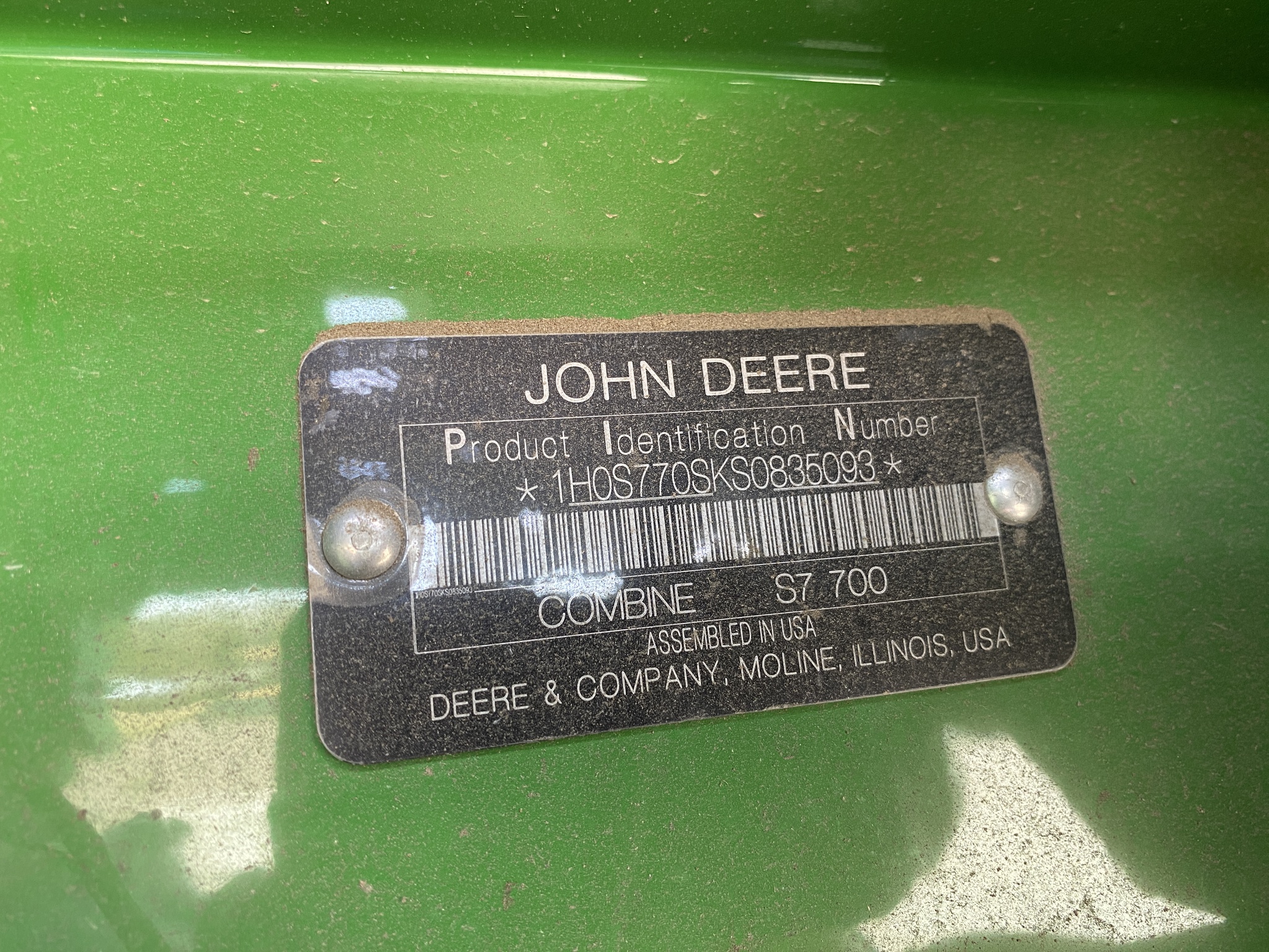 2025 John Deere S7 700 Image 2