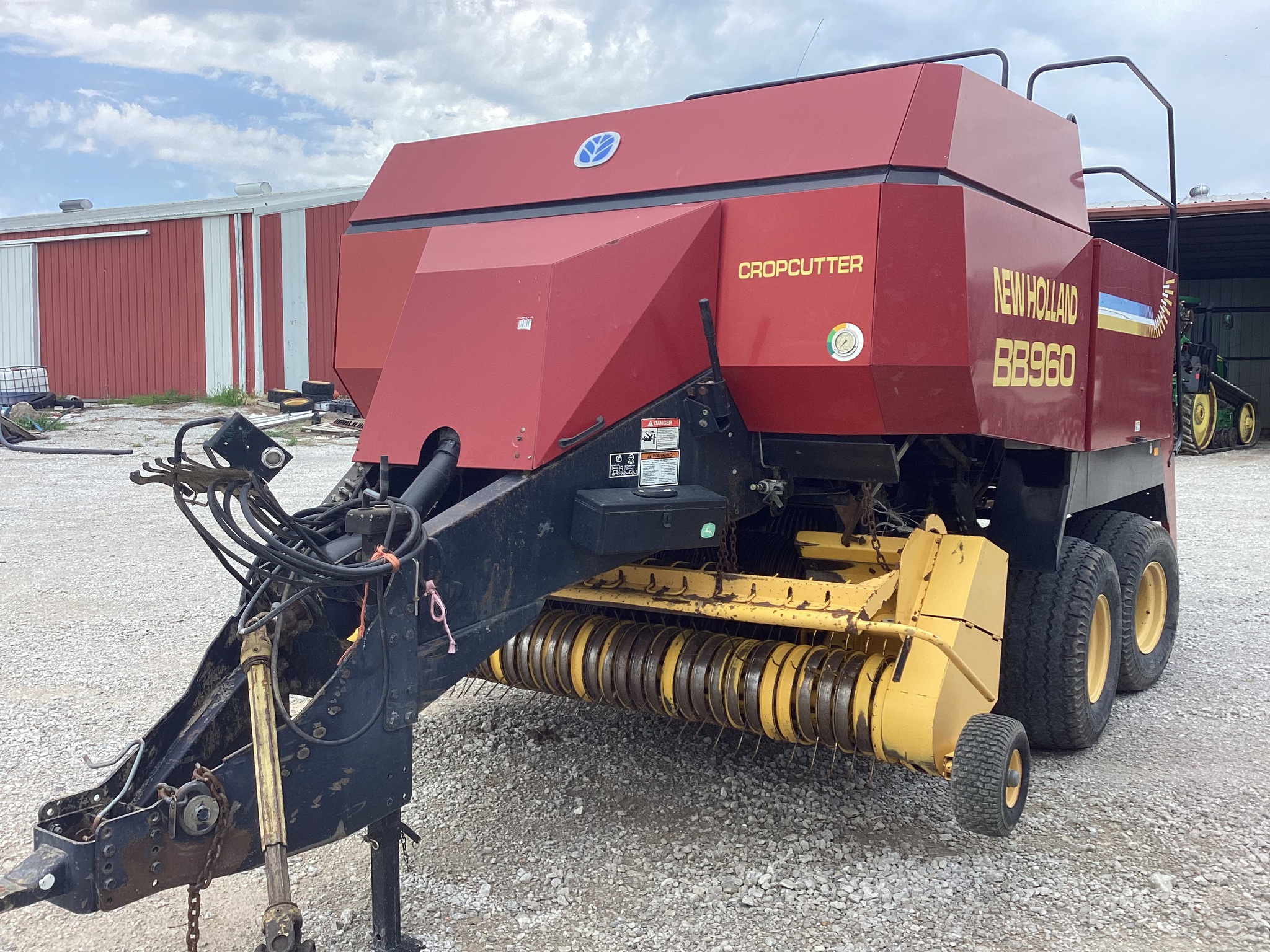 2002 New Holland BB960 Image 4