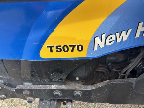 2008 New Holland T5070 Image 3