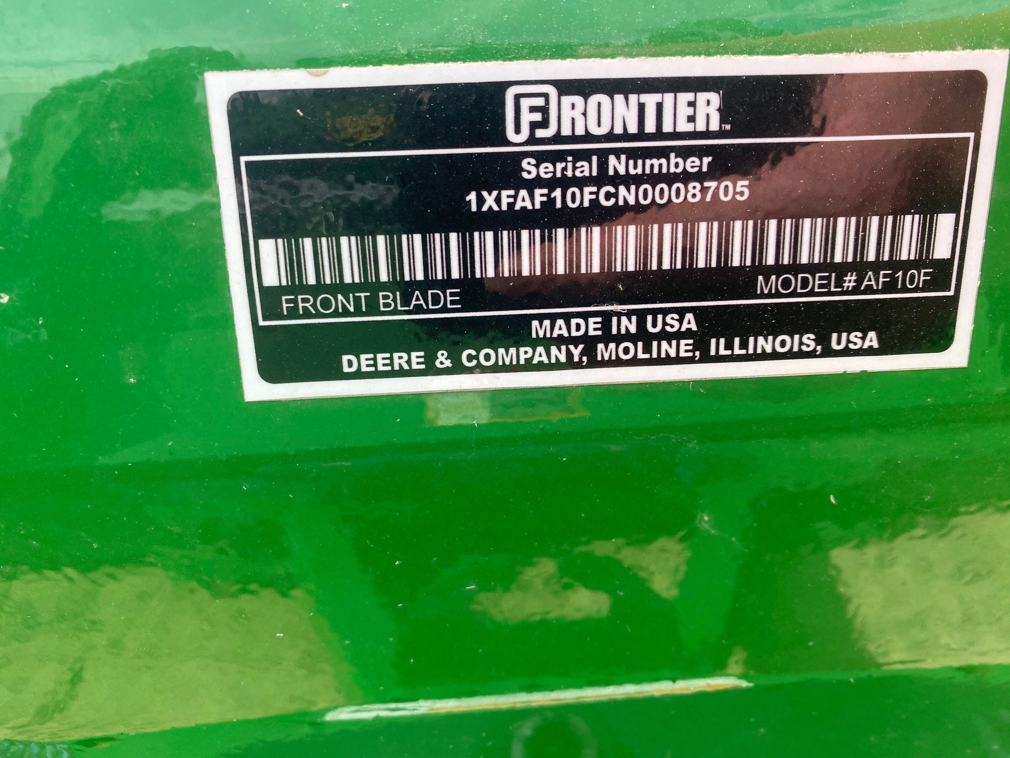 2022 John Deere 2032R Image 23