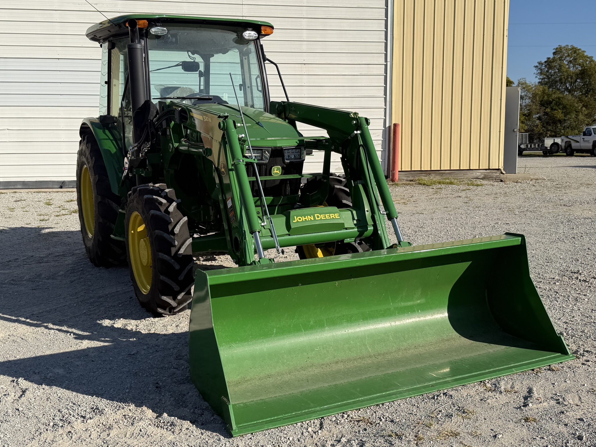 2024 John Deere 5067E Image 1