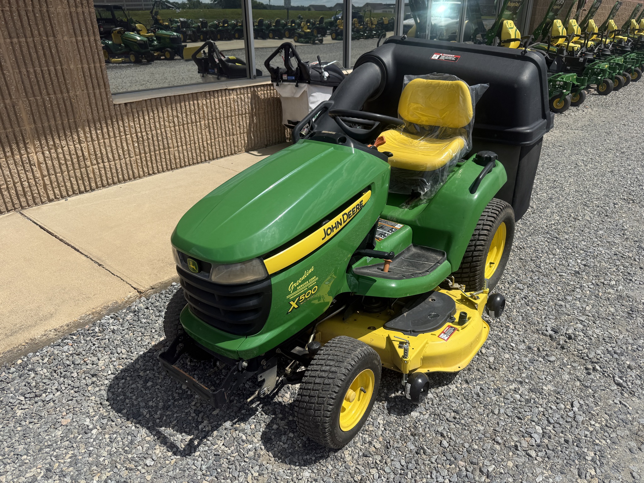 2010 John Deere X500 Image 2