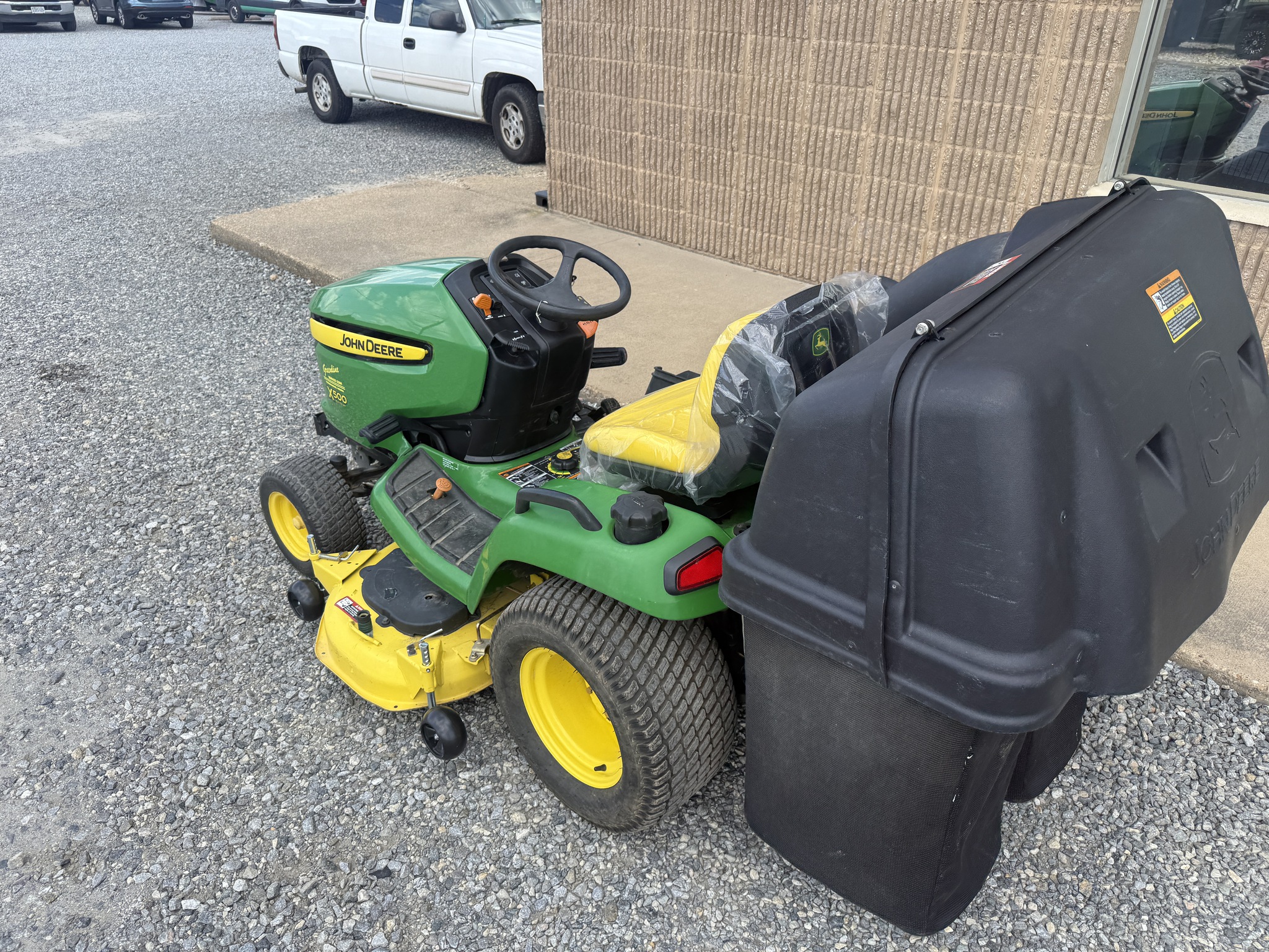 2010 John Deere X500 Image 5