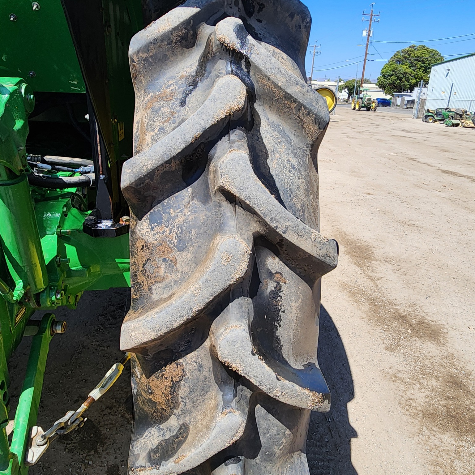2021 John Deere 6110M Image 10
