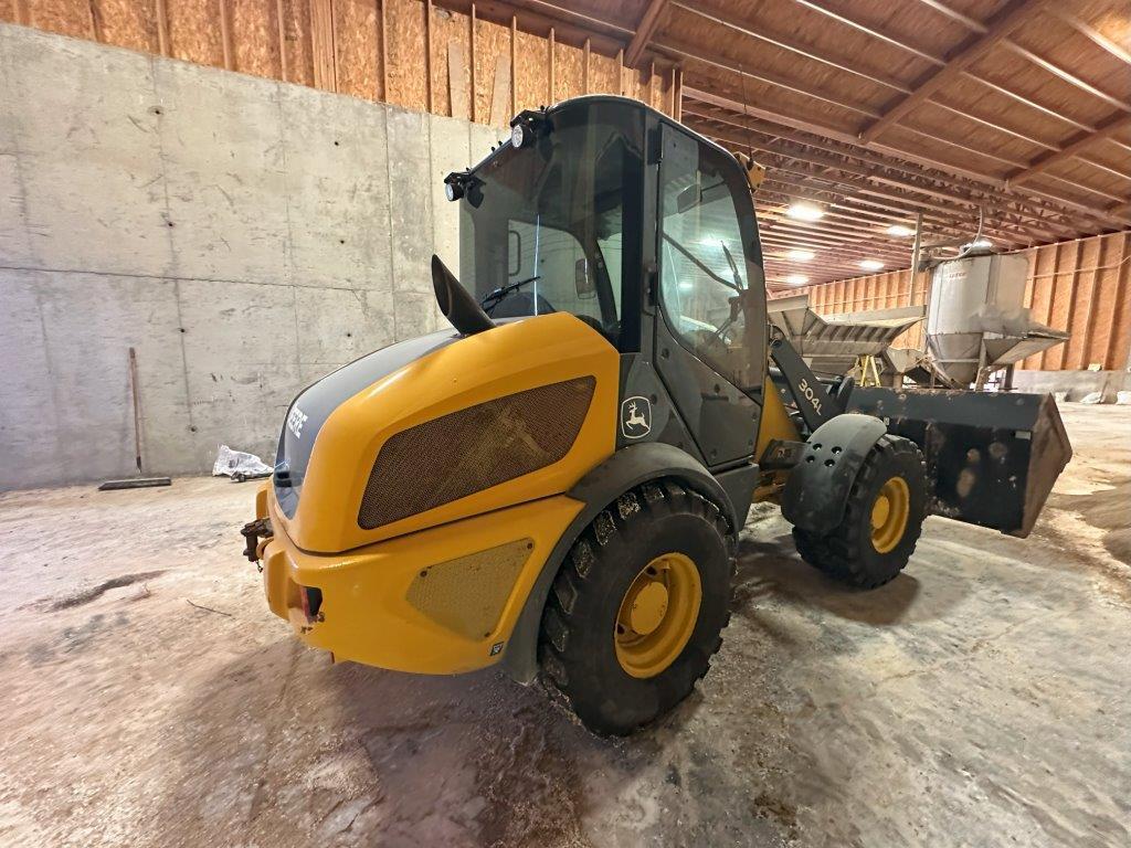 2019 John Deere 304L Image 4