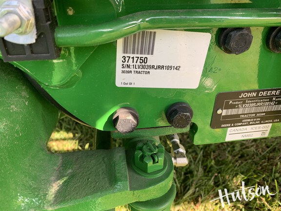 Photo of 2024 John Deere 3039R